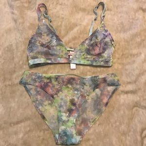 SAVAGE X FENTY “GROOVY PRINT” GLISSENETTE SET